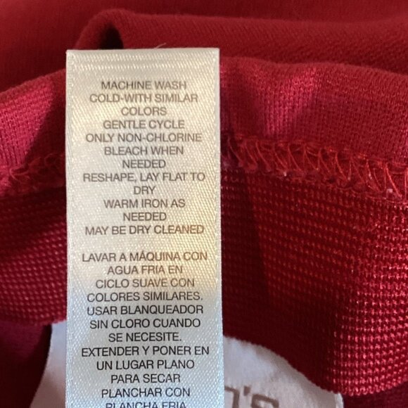 Chico’s Sz 0 (S/4) Red Ponte Knit Juliet Slim Pull-On Ankle Cropped Pants 250D - Picture 7 of 7